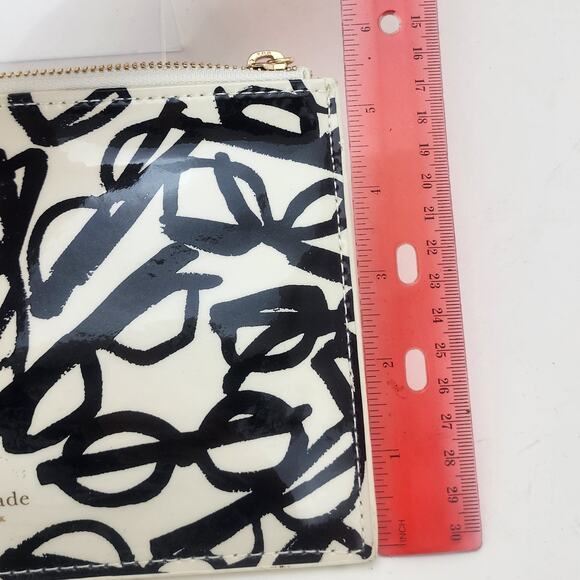Kate Spade New York Literary Glasses Pencil Pouch set - Picture 6 of 7